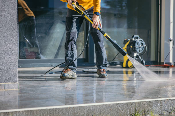 Why Choose Our Certified Pressure Washing Experts for Your Project Needs in Jan Phyl Village, FL?
